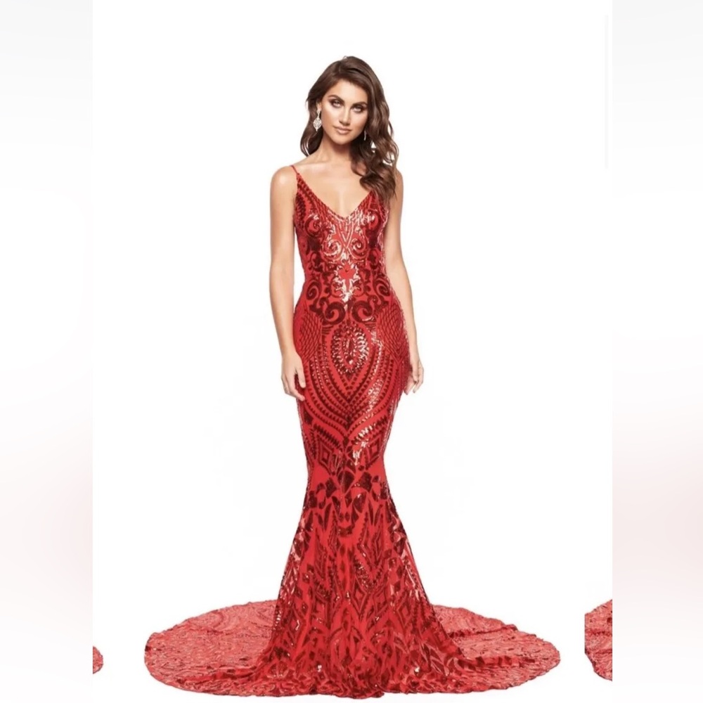 A&N Luxe Label Sequined and Beaded Red Formal Dress with Train